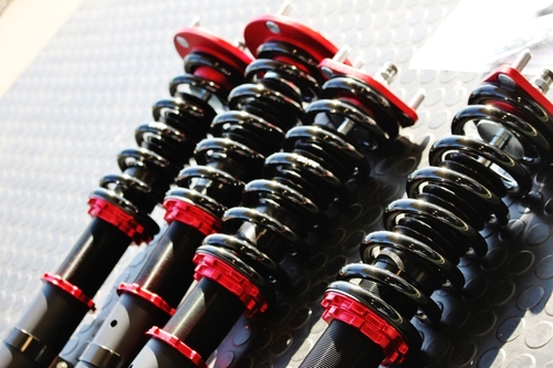 210 クラウン ハイブリッド を ローダウン。 | 鈴鹿店 | 店舗ブログ